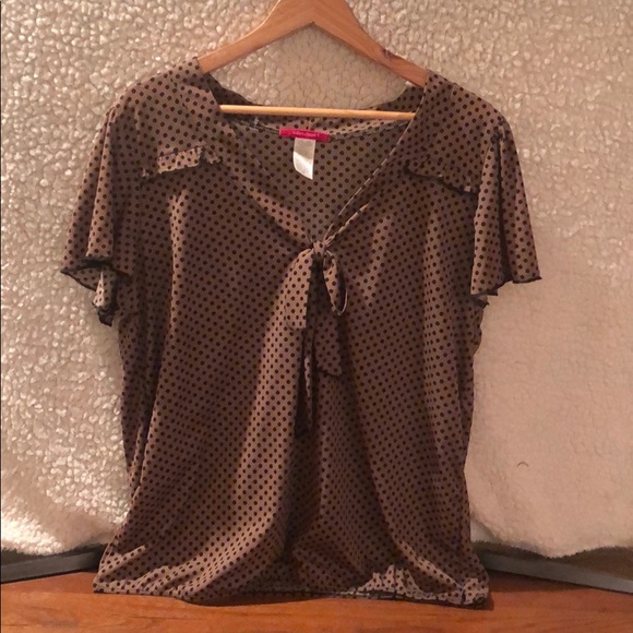 julie's closet Tops - Retro style blouse